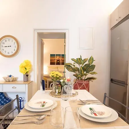 Sole Blu One Apartment