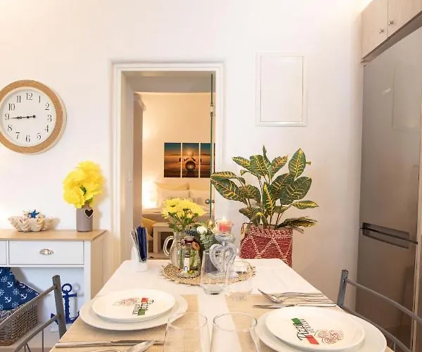 Sole Blu One 아파트